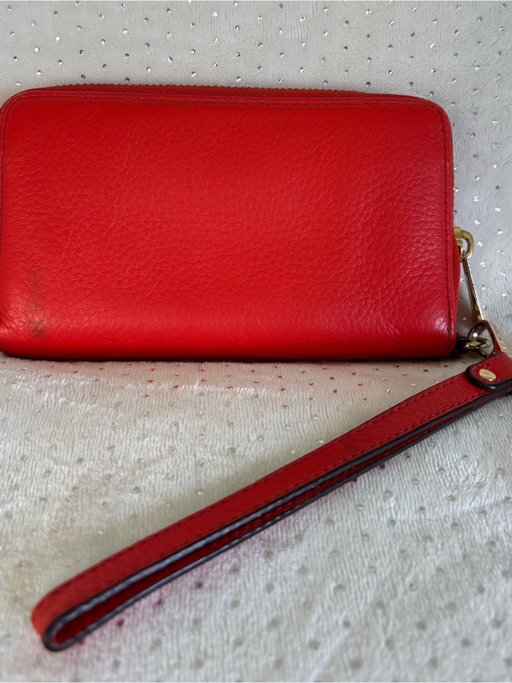 Michael Kors Red Pebbled Leather Wristlet with Gold Plaque - Picture 5 of 10